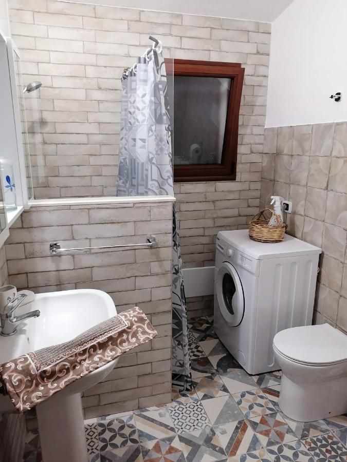 Agriturismo "Pirastreri" Siniscola Eksteriør billede