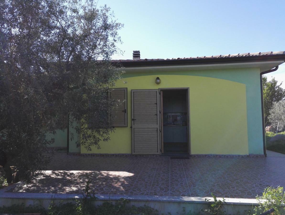 Agriturismo "Pirastreri" Siniscola Eksteriør billede